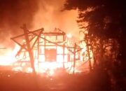 Jelang Sahur, Dua Rumah Ludes Terbakar di Salawu
