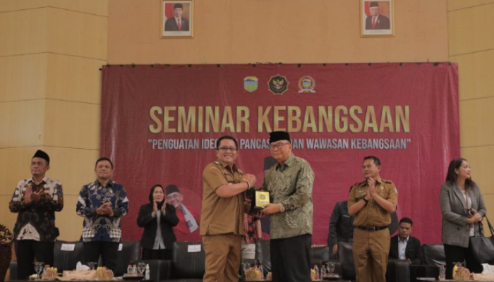DPRD Gelar Seminar Kebangsaan; Penguatan Ideologi Pancasila dan Wawasan Kebangsaan