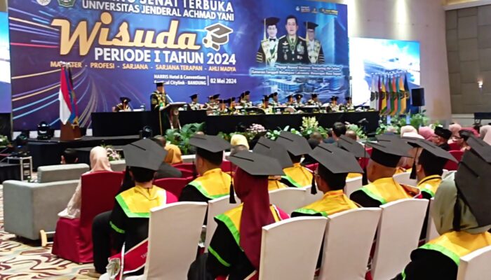 1.624 Lulusan UNJANI Ikuti Wisuda, Rektor Doakan Ada yang Jadi Presiden dan Kepala Daerah
