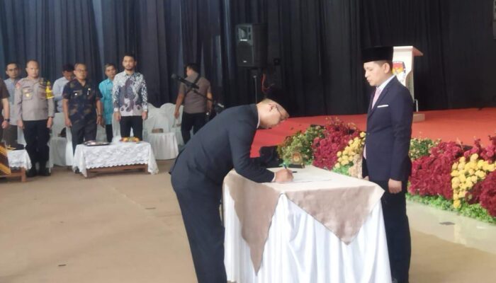 KPU Sumedang Lantik 130 Anggota PPK Pilkada Serentak 2024