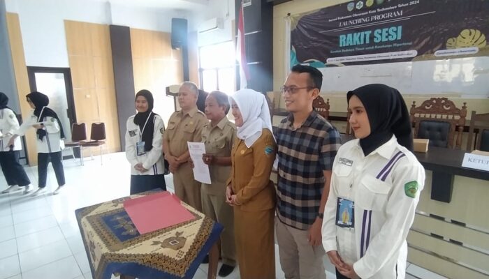 Mahasiswa Kesmas Unsil Ajak Masyarakat Budidaya Timun