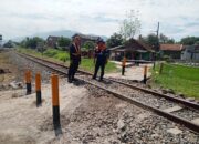 Tekan Angka Kecelakaan, PT KAI Daop 2 Bandung Tutup 19 Perlintasan Sebidang Liar