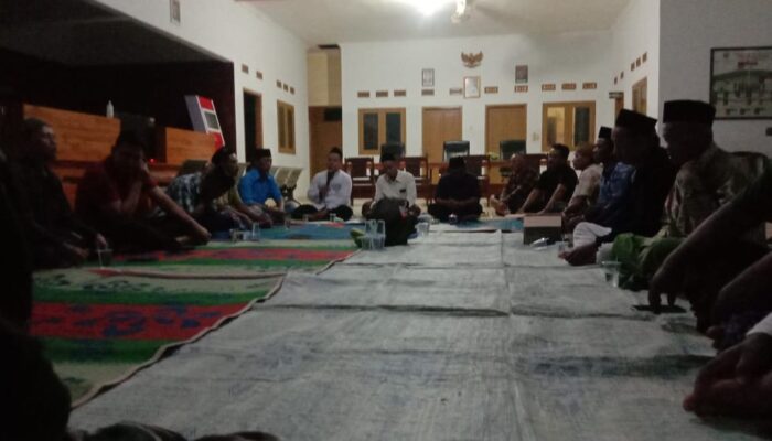 Sakral, Tradisi Kliwonan Rutin Digelar Warga Desa Kertajaya