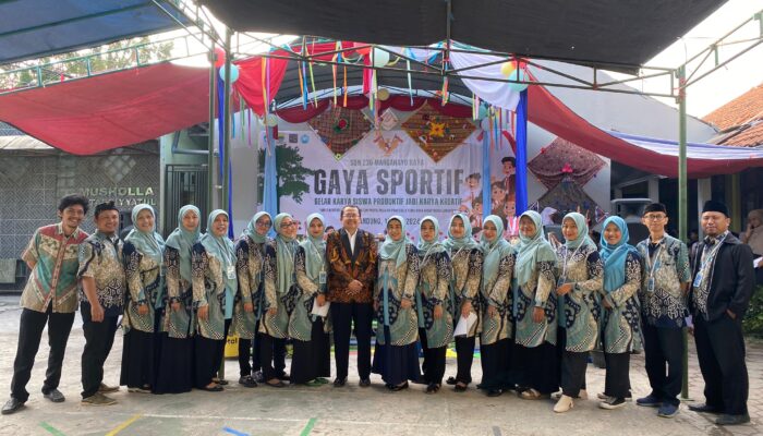 Kreatif, Siswa SDN 230 Margahayu Raya Sulap Sampah Jadi Kerajinan Tangan