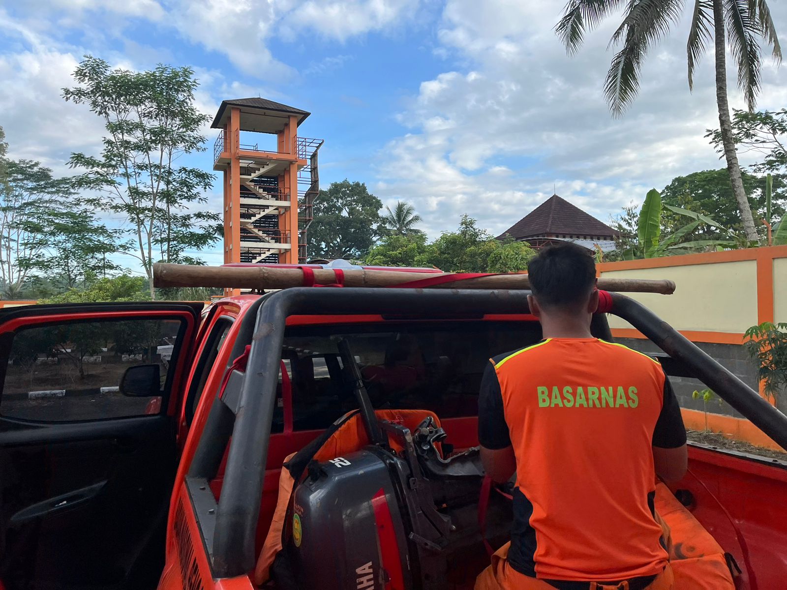 Dua Remaja Terseret Arus Di Pantai Karang Papak Garut | KAPOL.ID