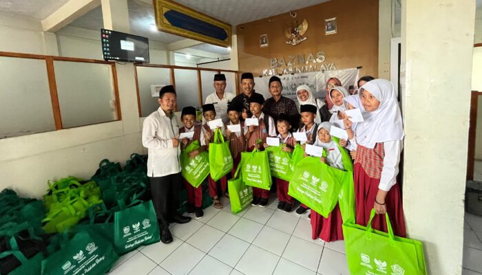 Dengan Tema Tentramnya Muzakki Bahagiannya Musahik, BAZNAS Tasik Salurkan 2.200 Paket Bansos