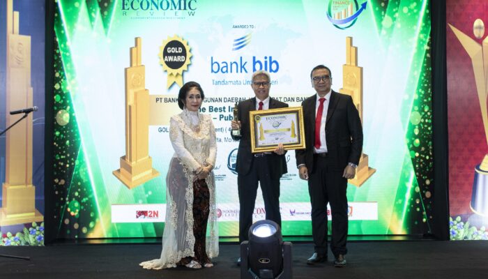 Bank bjb Raih Penghargaan Indonesia Finance Award dan Indonesia Leader Award 2024 