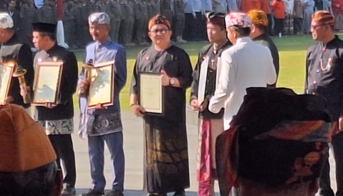 Pemkab Tasik Terima Penghargaan Bidang Wisata Tingkat Jabar