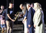 WEST JAVA FESTIVAL 2024, Pemda Provinsi Jabar Berikan Penghargaan Lifetime Achievement kepada Nike Ardilla dan Ni Mursih