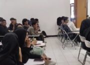 Mahasiswa Universitas Bandung Tuntut Pihak Yayasan Mundur, Minta Kejelasan Status dan Perkuliahannya