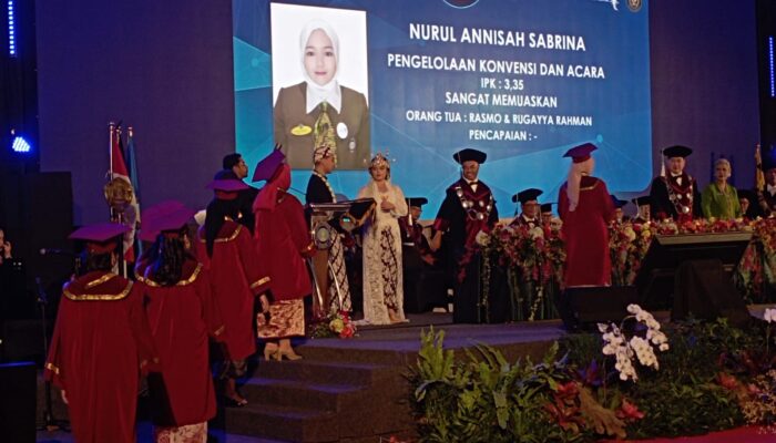 Wisuda 610 Mahasiswa Politeknik Pariwisata NHI Bandung Tahun 2024