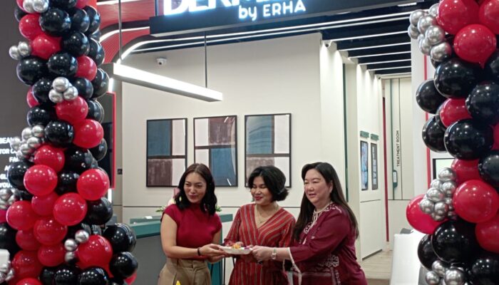 DermiesMax by ERHA Rayakan Ulang Tahun ke-8