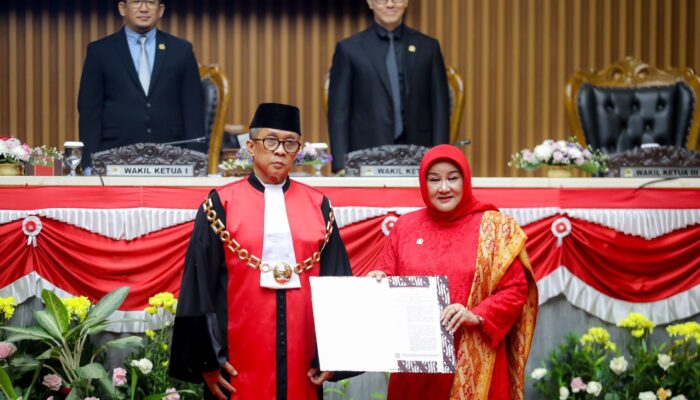 Rieke Suryaningsih Resmi Jabat Wakil Ketua III DPRD
