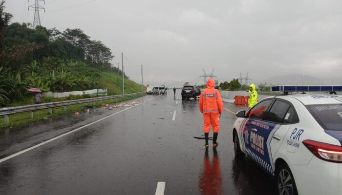 Brio Terguling di Tol Cisumdawu, Polisi: Tak Ada Korban Jiwa