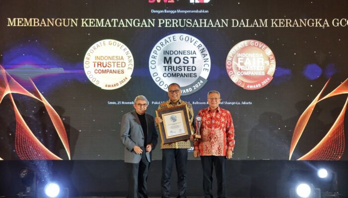 Bank bjb Meraih Penghargaan Most Trusted Banking di Ajang CGPI Award 2024