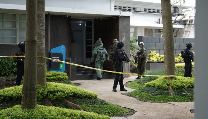 Kopasgat Sukses Bebaskan Sejumlah Tawanan di BCC