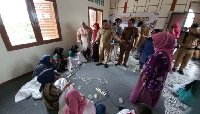 Gedung Workshop Batik Sumedang Diresmikan, Dorong Pengembangan Creative Tourism di Desa Pamekaran