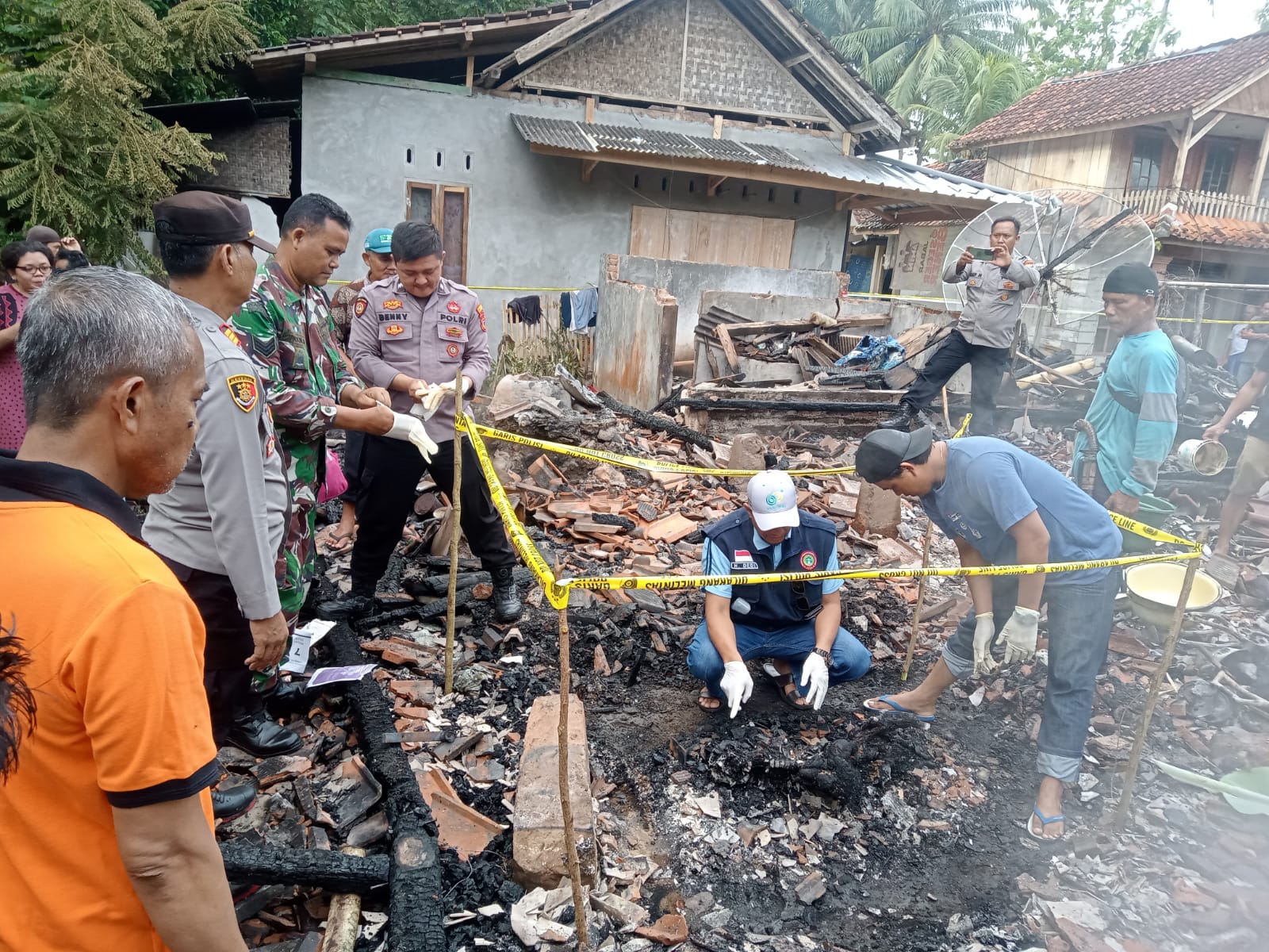 Rumah Terbakar