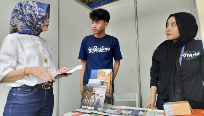 Sixteen Education Fair | SMAN 16 Kota Bandung