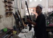 Polda Jabar dan Pemdes Cileunyi Kulon Sosialisasikan Bahaya Perakitan Senjata Api Ilegal