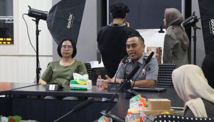 Disparbud Jabar Beri Pembekalan ke Peserta UNIQLO Neighborhood Collaboration 2025 | Tingkatkan Kualitas Ekraf