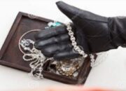 Hati-hati, Pencuri Mengaku Guru Sasar Perhiasan Siswa