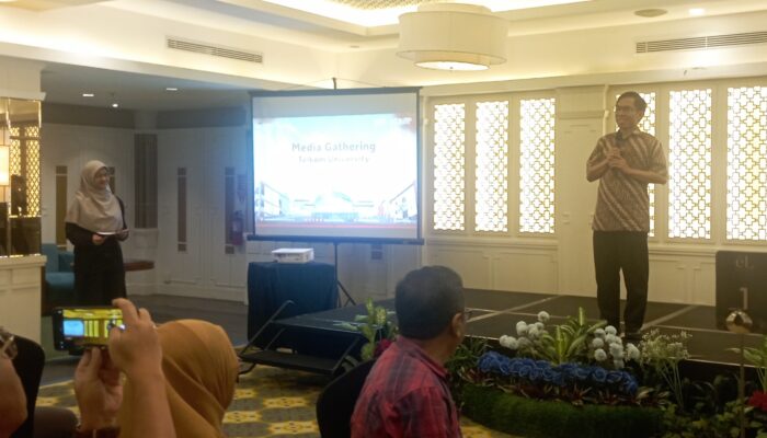 Tel-U Integrasikan Teknologi AI ke Berbagai Aspek Operasional dan Akademik