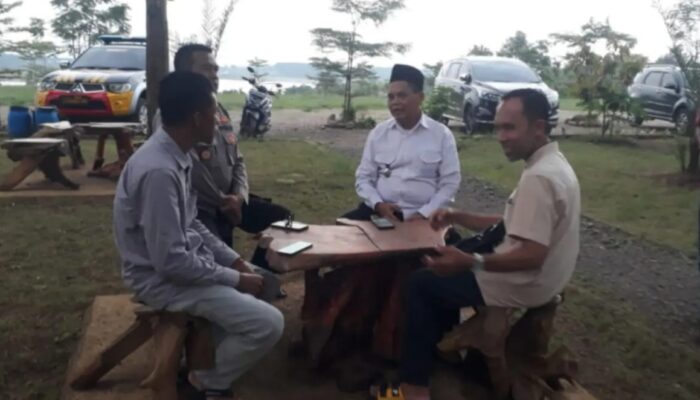 Camat Surian Dorong Potensi Wisata Bendungan Sadawarna