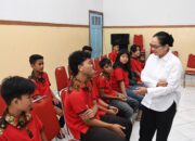 Kajati Jabar Gelar Baksos Paskah di Cimahi dan Bandung