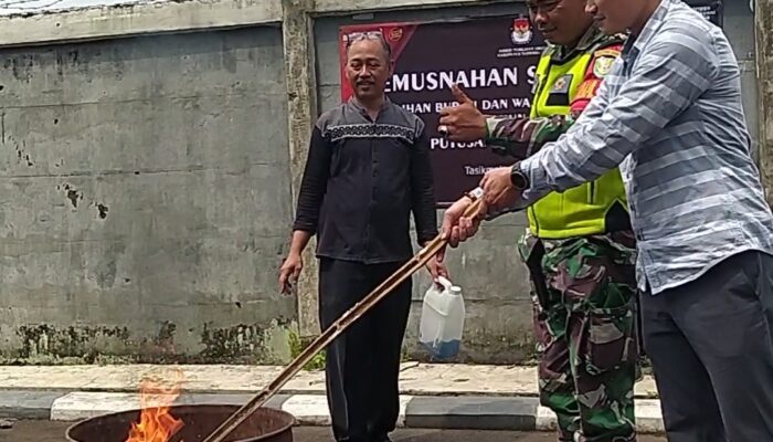 KPU Bakar Kelebihan Surat Suara, Sehari Jelang PSU Kabupaten Tasikmalaya