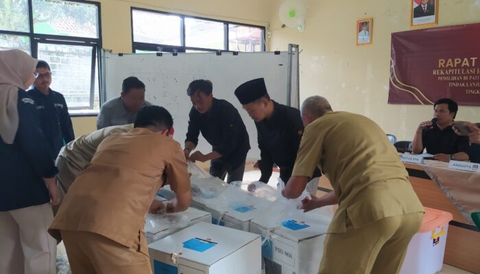 Kompak, 39 Saksi Pasangan Ai-Iip Tolak Tandatangani Berita Acara Pleno Rekapitulasi Suara Tingkat Kecamatan