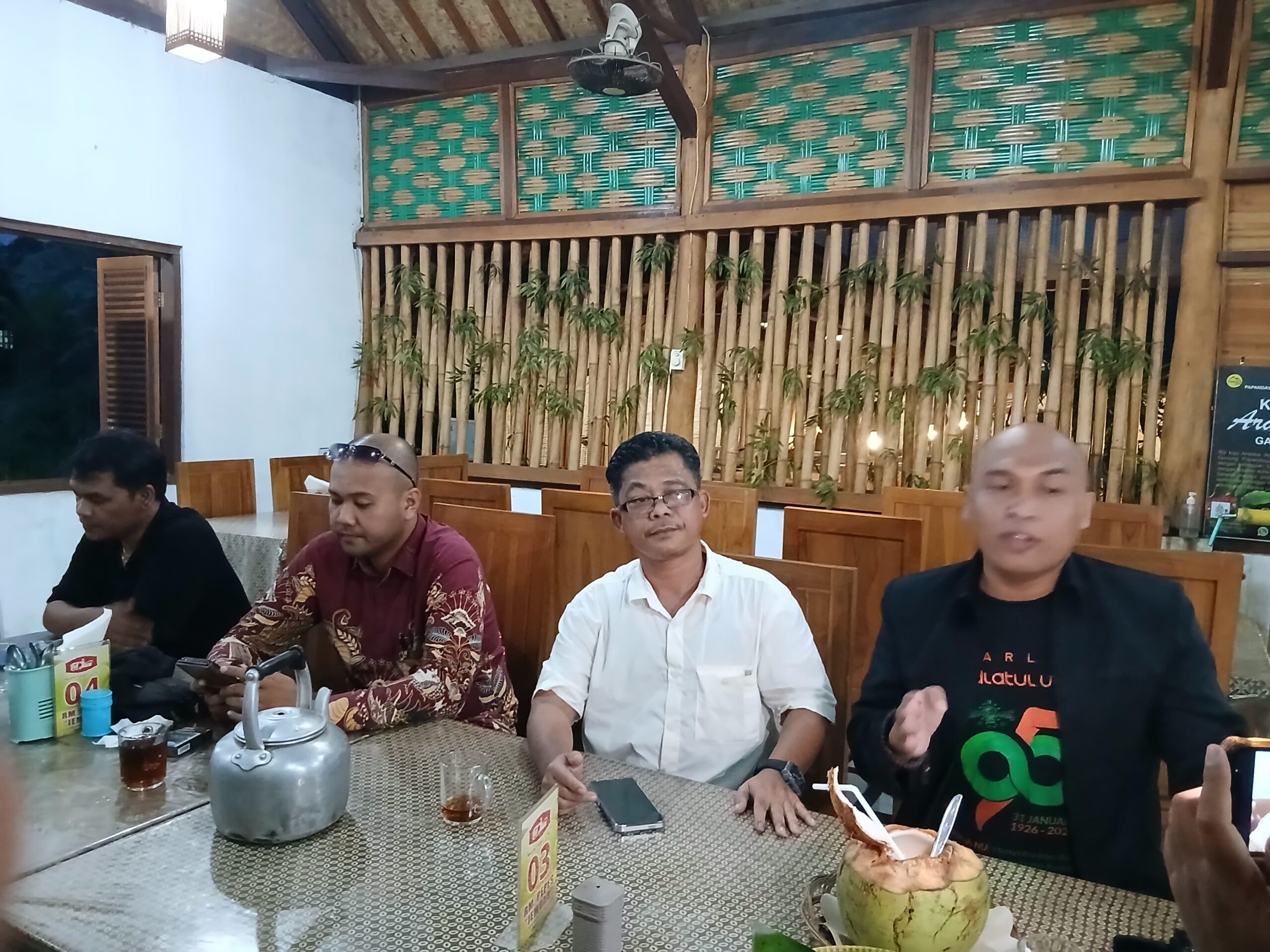 Tersinggung Sikap Cecep