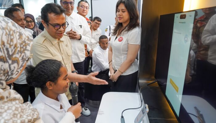 Indosat Ooredoo Hutchison Resmikan AI Experience Center di Jayapura