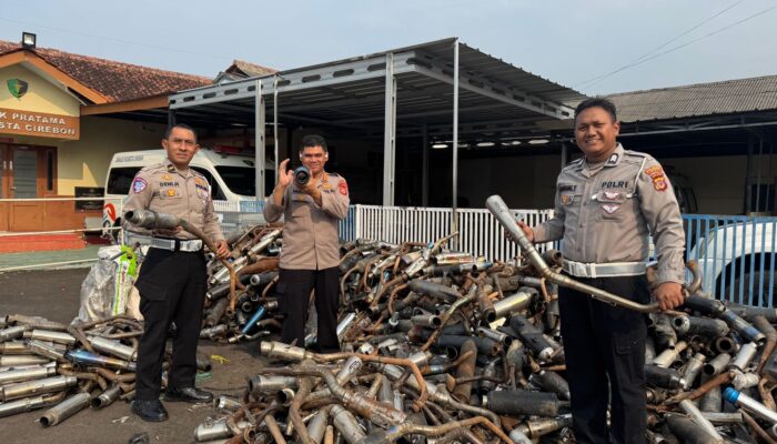 Ribuan Knalpot Brong Diamankan Polresta Cirebon