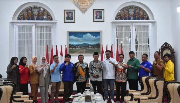 Pemkab Sumedang Salurkan Bantuan Keuangan 2025 untuk Parpol