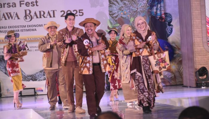 Sumedang Juara Favorit Fashion Show di Sunda Karsa Fest PKJB & KKJB 2025