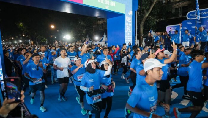 Ribuan Pelari Ramaikan Half Marathon Pocari Sweat Run 2025