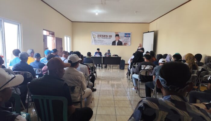 H. Zulkifly Chaniago Politisi Demokrat Serap Aspirasi Warga Cisempur Jatinangor