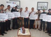 KAI Serahkan Bantuan TJSL Bina Lingkungan Senilai Rp. 550 juta Untuk Masyarakat di Wilayah Garut, Tasikmalaya, dan Pangandaran