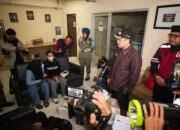 Disegel, Kamar Apartemen di Bandung Diduga Jadi Ajang Prostitusi