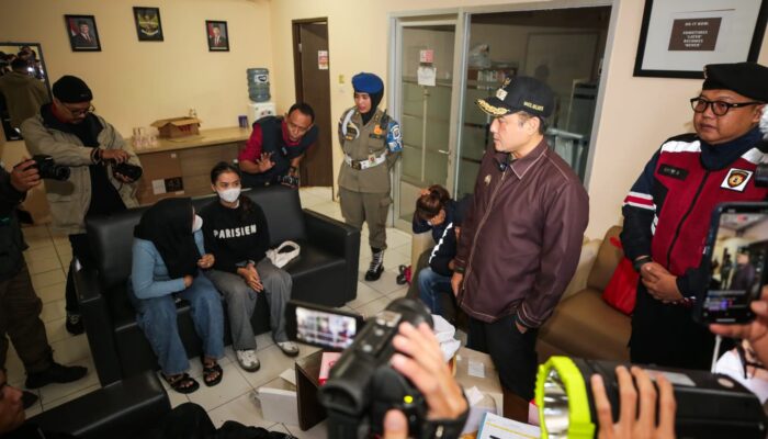 Disegel, Kamar Apartemen di Bandung Diduga Jadi Ajang Prostitusi