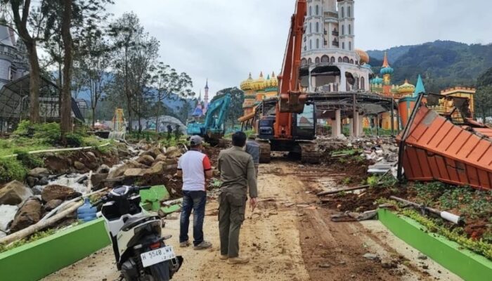 Pemdaprov Jabar Tertibkan Bangunan Liar untuk Kembalikan Fungsi Lahan