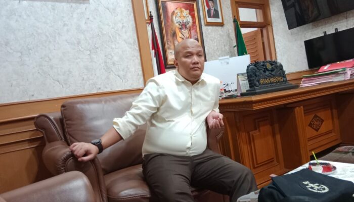 Hari Lahir Kejaksaan ke-80, Kajari Bandung Irfan Wibowo: Penegakan Hukum Humanis dan Bacakan 7 Perintah Jaksa Agung