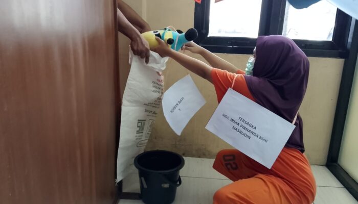 Rekonstruksi Kasus Buang Bayi di Cipatujah, Pelaku Peragakan 33 Adegan