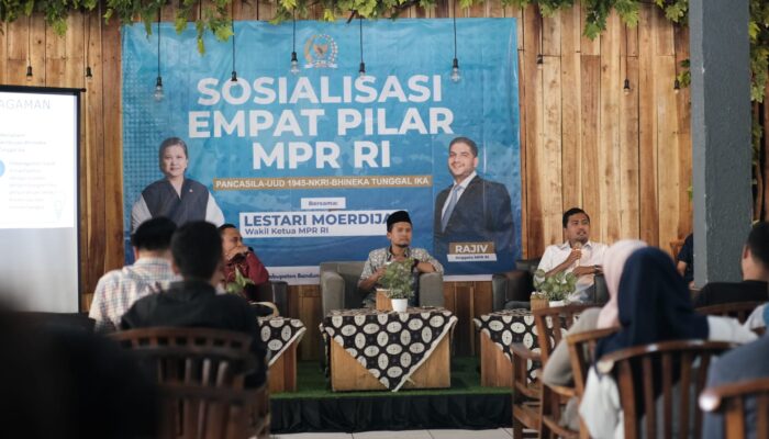 Kang Rajiv dan Wakil Ketua MPR RI Gelar Sosialisasi Empat Pilar di Kabupaten Bandung, Ajak Elemen Mahasiwa Jaga Persatuan di Tengah Perbedaan