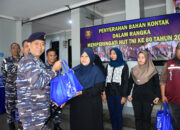 Lanal Bandung Gelar Bakti Sosial Pembagian Sembako Sambut HUT Ke-80 TNI