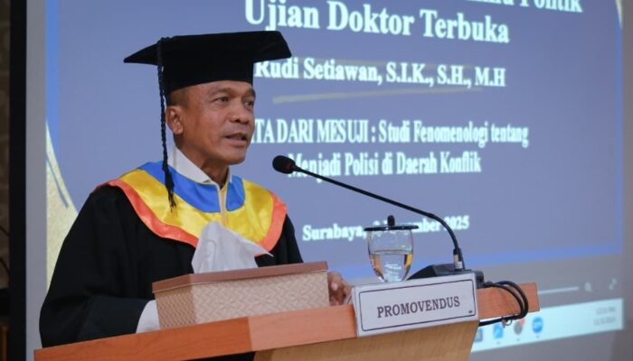 Kapolda Jabar Raih Gelar Doktor Lewat Disertasi “Cerita dari Mesuji”, Paparkan Kondisi Polisi di Tengah Konflik