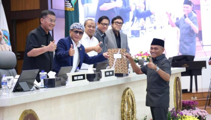 Begini, Pandangan Umum Fraksi-fraksi terhadap Ranperda Soal APBD Jabar 2026