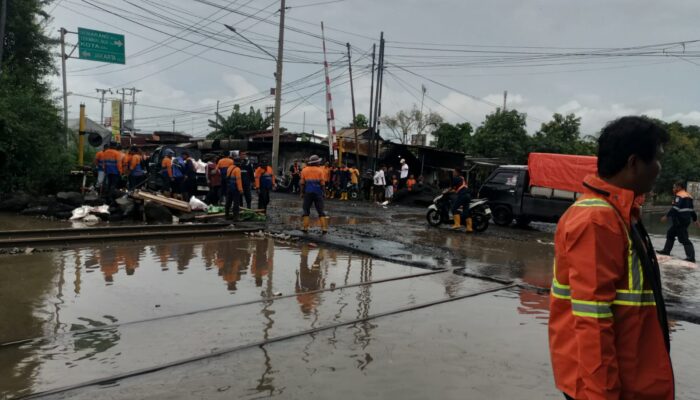 Terganggu Cuaca Ekstrem, Empat Perjalanan KA dari Bandung dan Garut Hari Ini Batal Berangkat