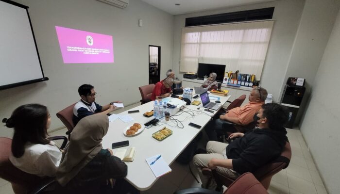 Gali Sejarah Radio, UPI Gandeng PRSSNI Jawa Barat